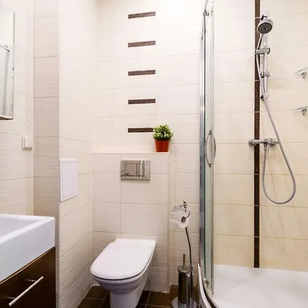 Vive Center For Four *